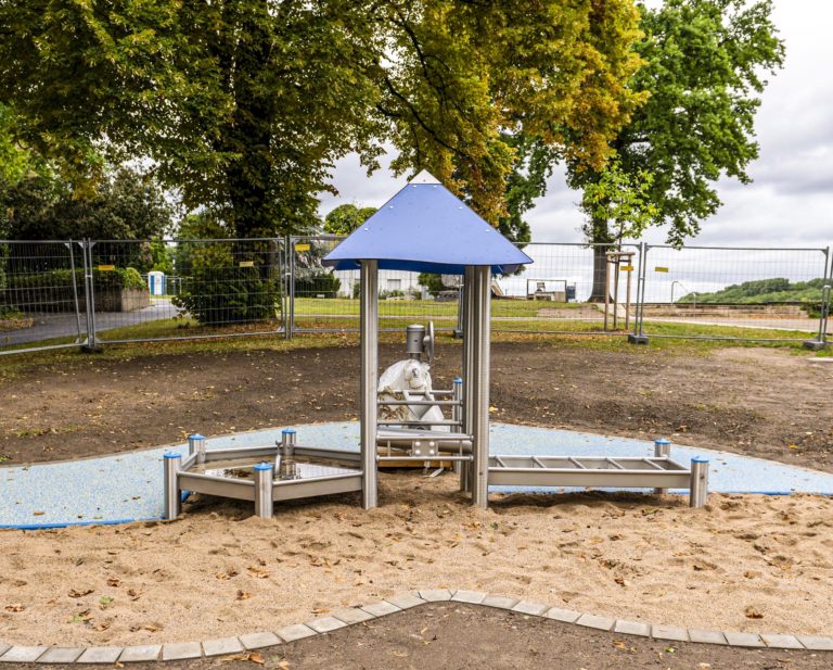 Wasserspielplatz im Rheinpark wird im Sommer eröffnet